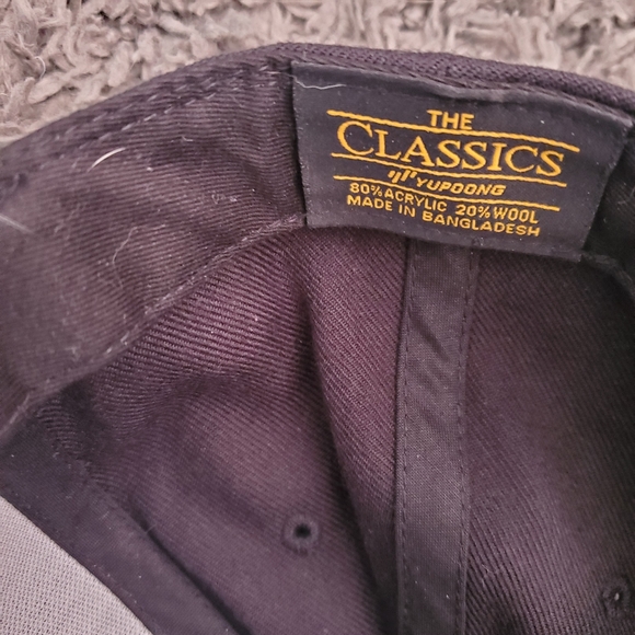 Effecx Black White Double Stitch Adjustable Mens Hat - Picture 6 of 6